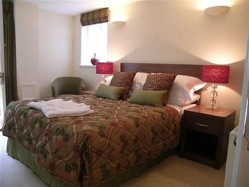 Ye Olde Red Lion Bed & Breakfast Newbury  Ngoại thất bức ảnh